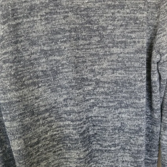 Vince men's hoody, TAG IS MISSING. size is medium but may fit a slightly larger - Picture 5 of 6